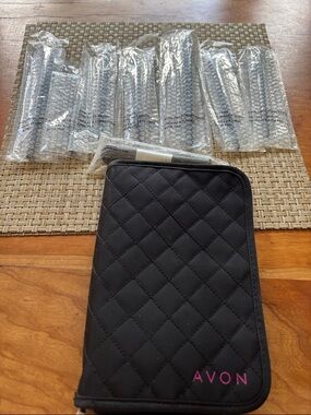 Avon 8 make up brushes with Black Quilted Case brand new